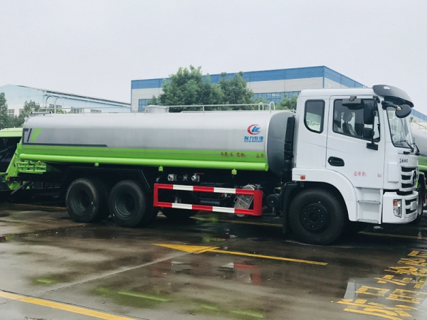 東風(fēng)錦程18噸灑水車，后八輪灑水車價格