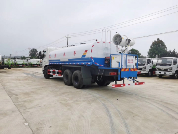 東風(fēng)錦程18噸灑水車，后八輪灑水車價格