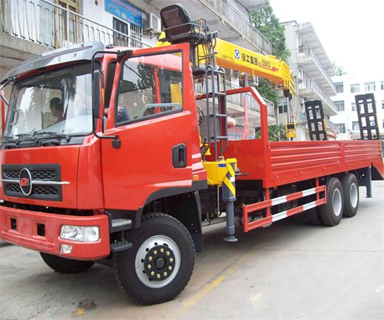 楚風(fēng)后雙橋隨車吊