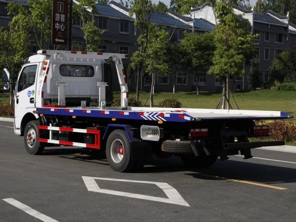 國六東風(fēng)大多利卡黃牌一拖二清障車