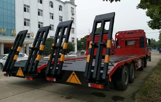 【國(guó)六】解放J6前四后八平板車