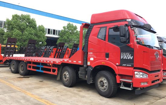 【國(guó)六】解放J6前四后八平板車