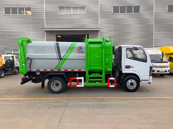 東風(fēng)小多利卡國六6方藍牌側(cè)裝壓縮垃圾車