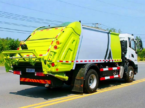 東風(fēng)天錦國(guó)六新款12方壓縮式垃圾車(chē)