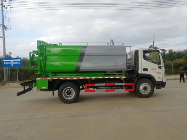 福田瑞沃10方清洗吸污車