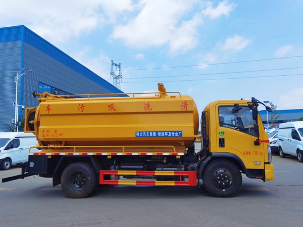 東風福瑞卡12.5方清洗吸污車，聯合疏通車