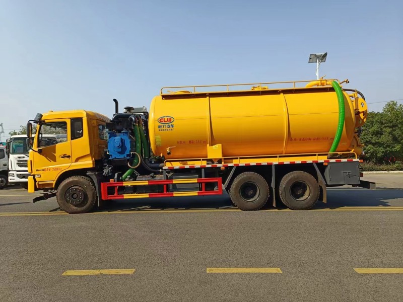 東風后八輪22方管道疏通車